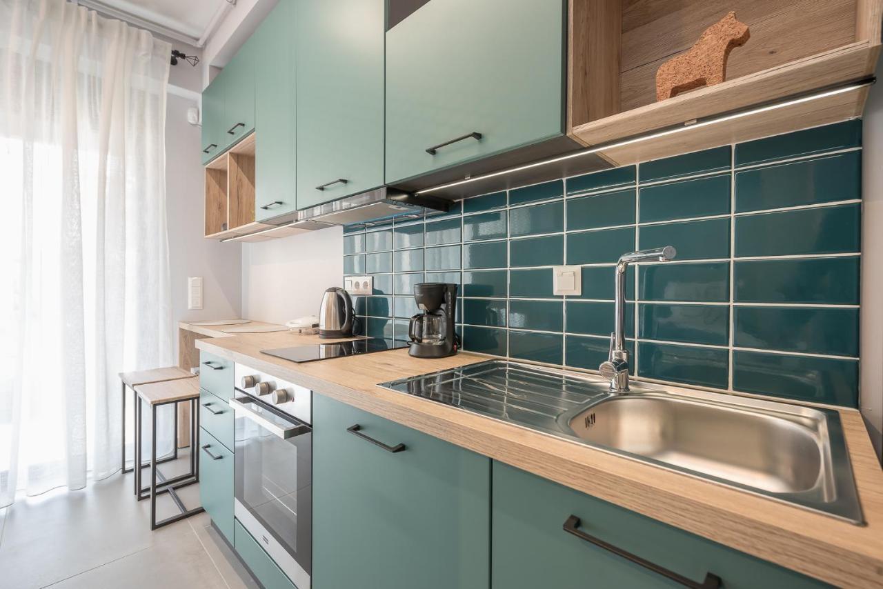 אתונה Stylish Urban Suites מראה חיצוני תמונה