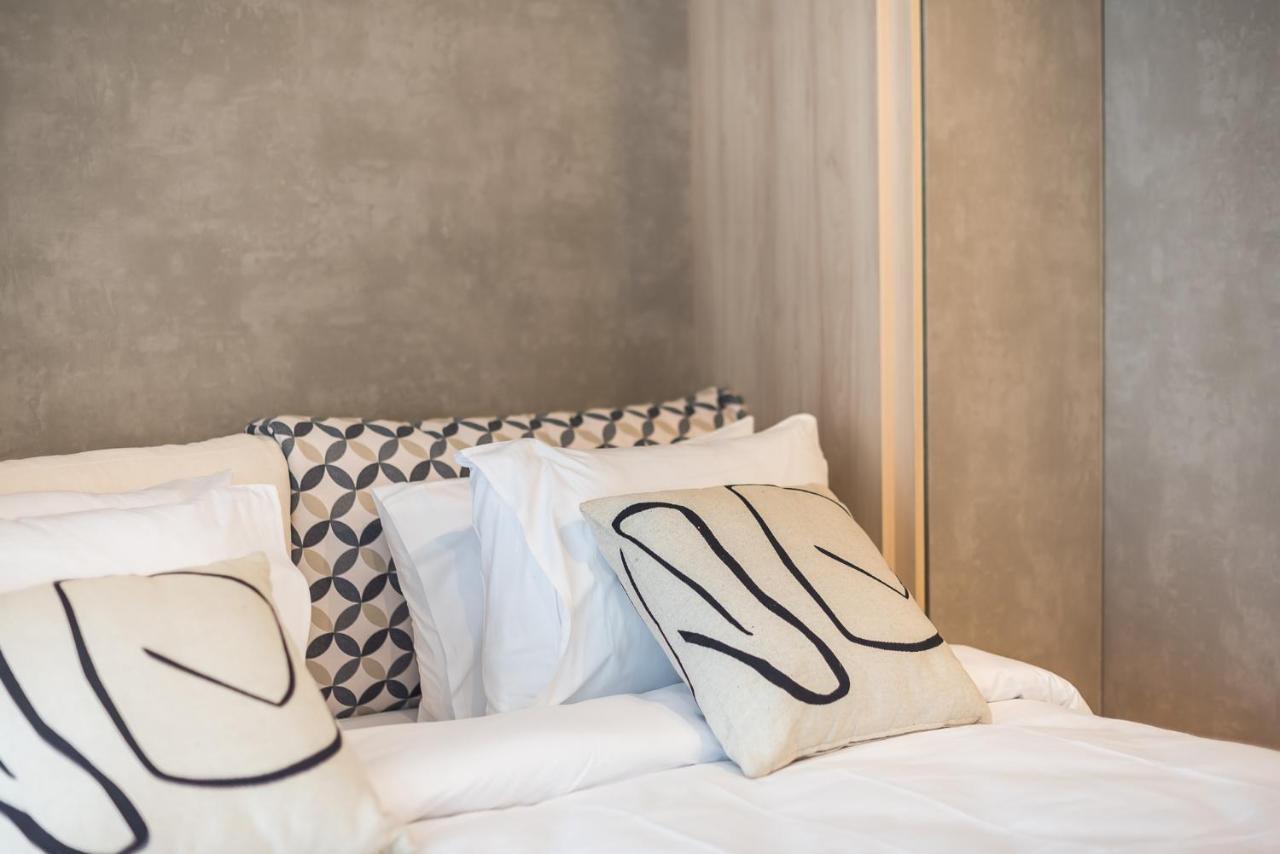אתונה Stylish Urban Suites מראה חיצוני תמונה